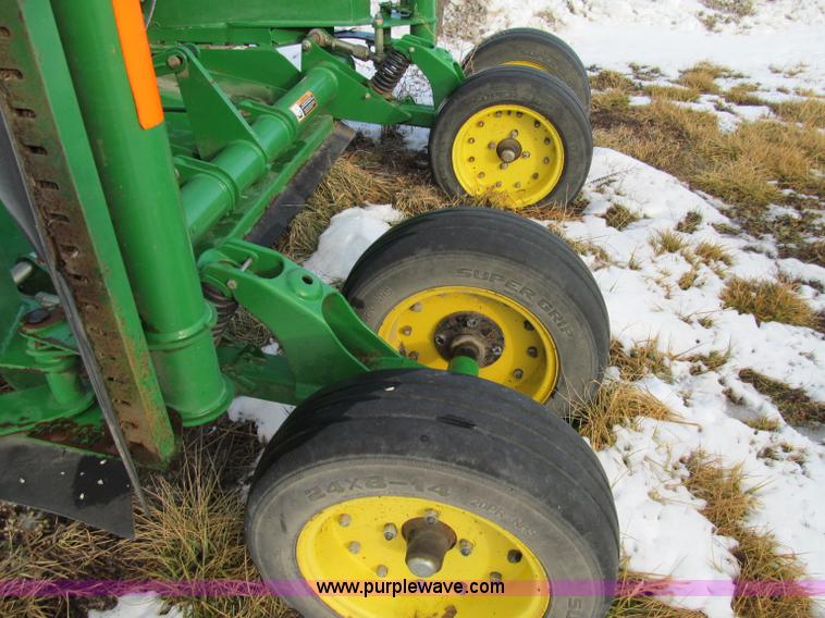 image for item D7158 2003 John Deere HX20 batwing mower