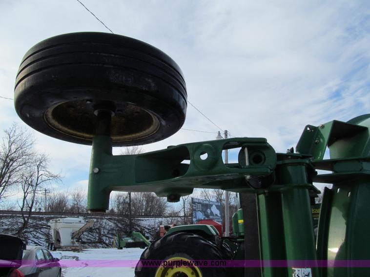 image for item D7158 2003 John Deere HX20 batwing mower