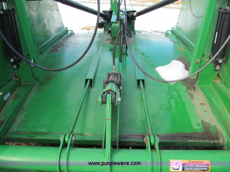 image for item D7158 2003 John Deere HX20 batwing mower