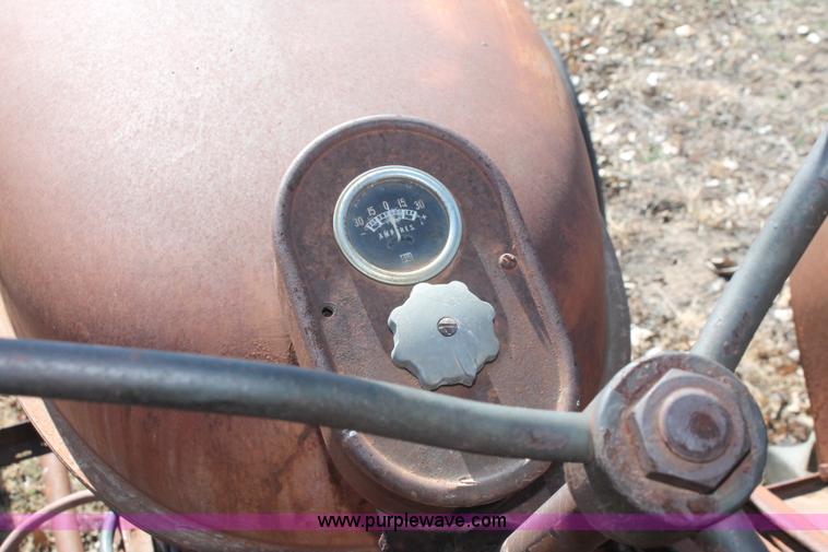 image for item E2586 1950 International Harvester McCormick-Deering W-4 tractor