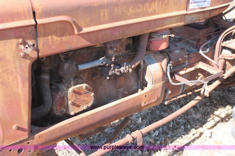 image for item E2586 1950 International Harvester McCormick-Deering W-4 tractor