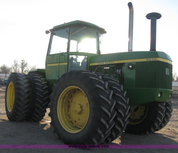 image for item E3105 1975 John Deere 8630 4WD tractor