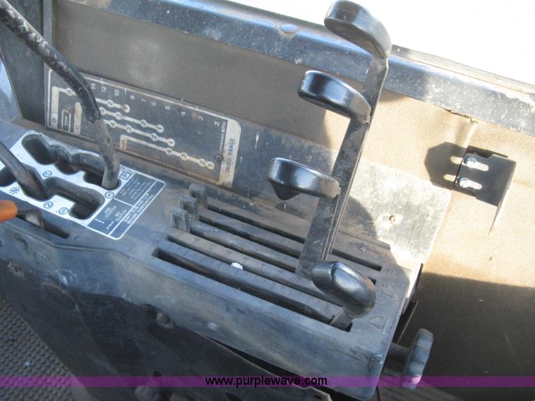 image for item E3105 1975 John Deere 8630 4WD tractor