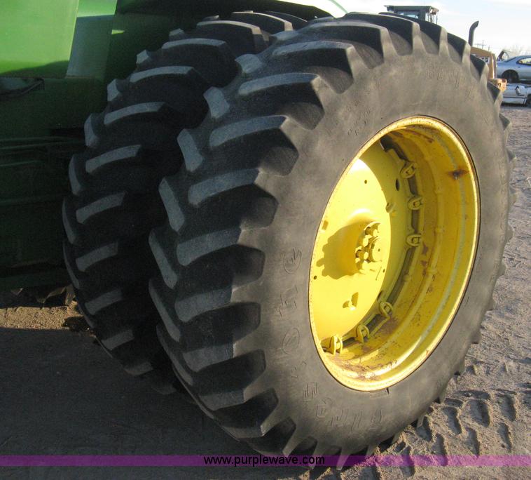 image for item E3105 1975 John Deere 8630 4WD tractor