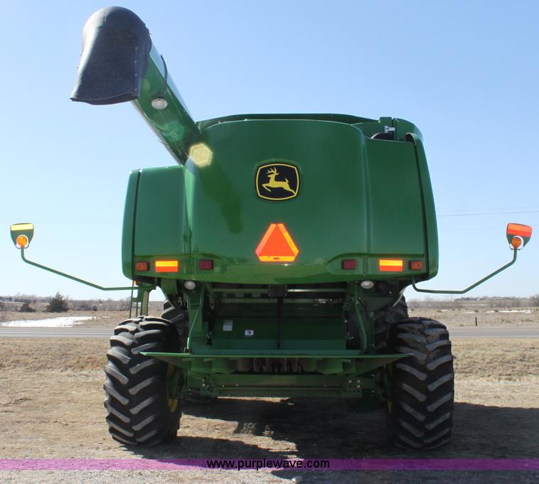 image for item E8451 2009 John Deere 9770 STS combine