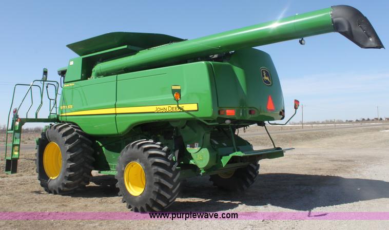 image for item E8451 2009 John Deere 9770 STS combine