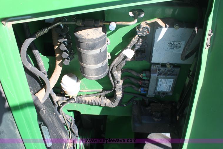 image for item E8451 2009 John Deere 9770 STS combine