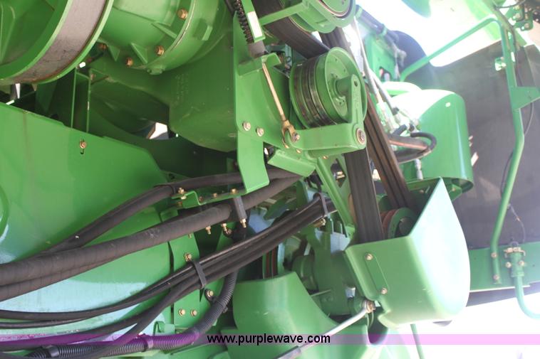 image for item E8451 2009 John Deere 9770 STS combine