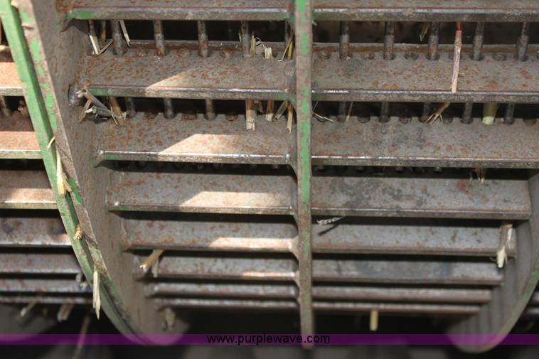 image for item E8451 2009 John Deere 9770 STS combine