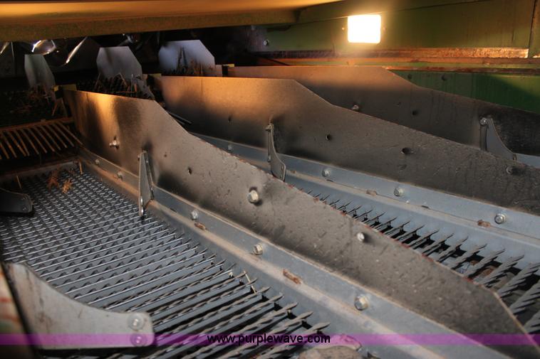 image for item E8451 2009 John Deere 9770 STS combine