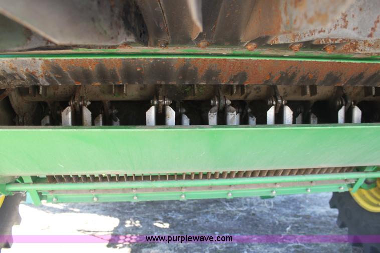 image for item E8451 2009 John Deere 9770 STS combine