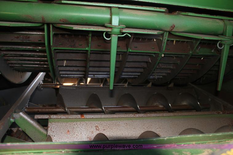 image for item E8451 2009 John Deere 9770 STS combine