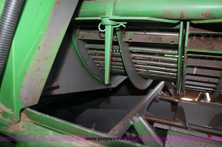 image for item E8451 2009 John Deere 9770 STS combine