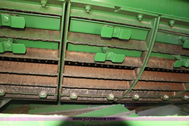 image for item E8451 2009 John Deere 9770 STS combine