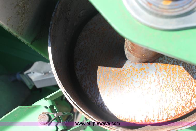 image for item E8451 2009 John Deere 9770 STS combine