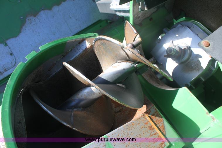 image for item E8451 2009 John Deere 9770 STS combine