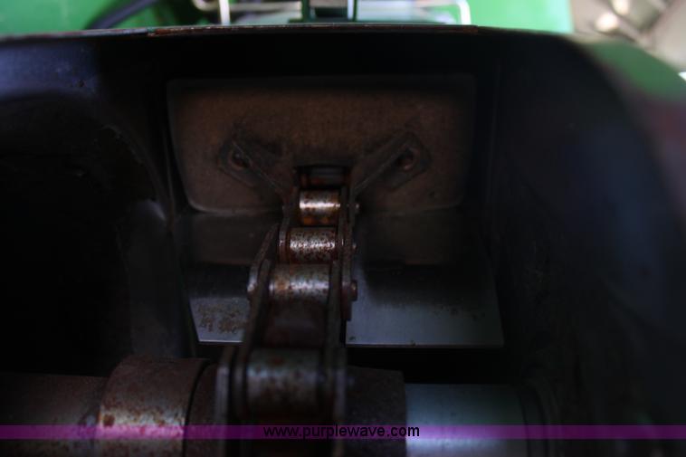 image for item E8451 2009 John Deere 9770 STS combine