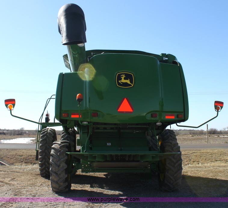 image for item E8452 2010 John Deere 9770 STS combine