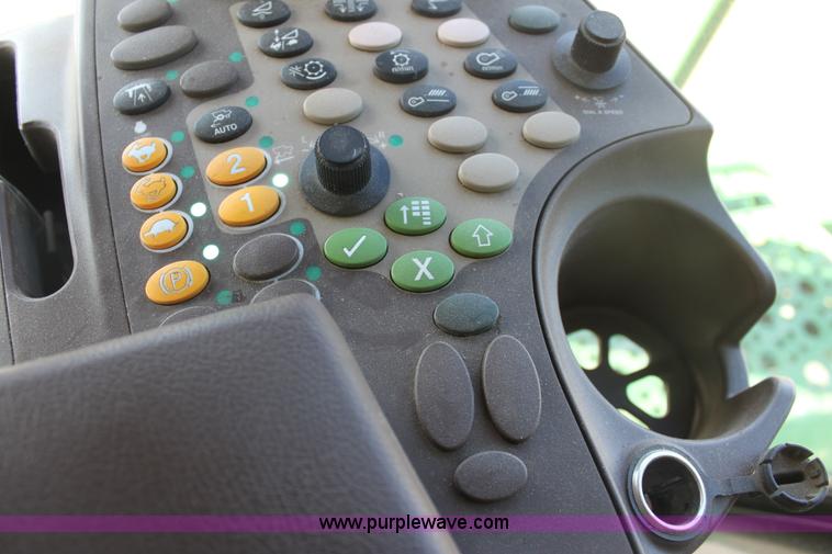 image for item E8452 2010 John Deere 9770 STS combine