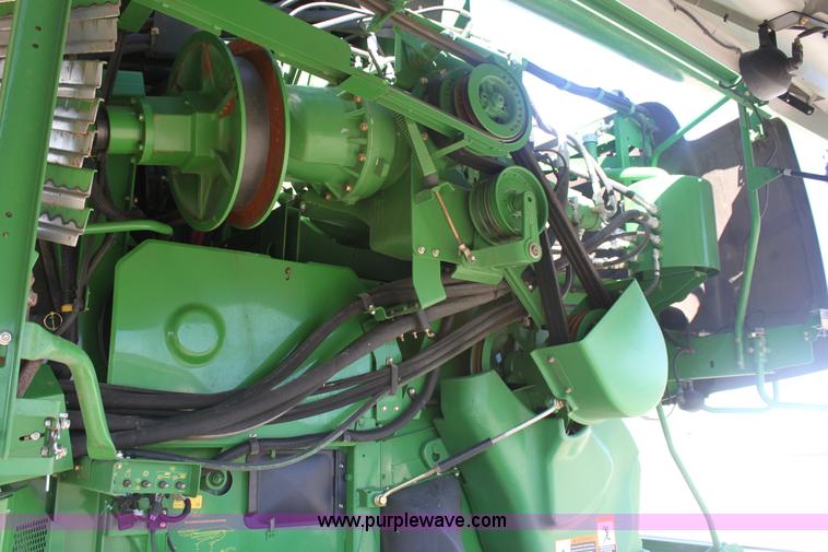 image for item E8452 2010 John Deere 9770 STS combine