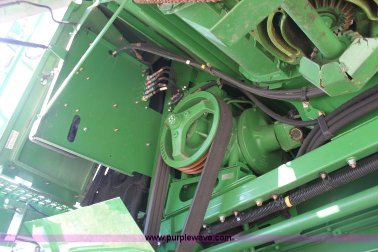 image for item E8452 2010 John Deere 9770 STS combine