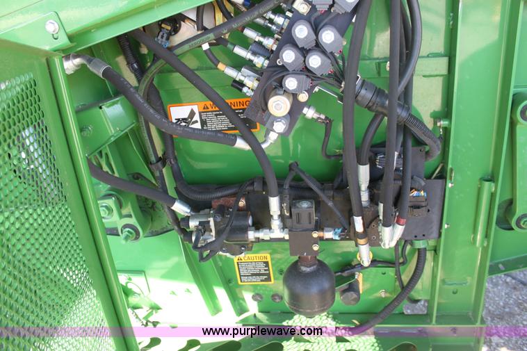 image for item E8452 2010 John Deere 9770 STS combine
