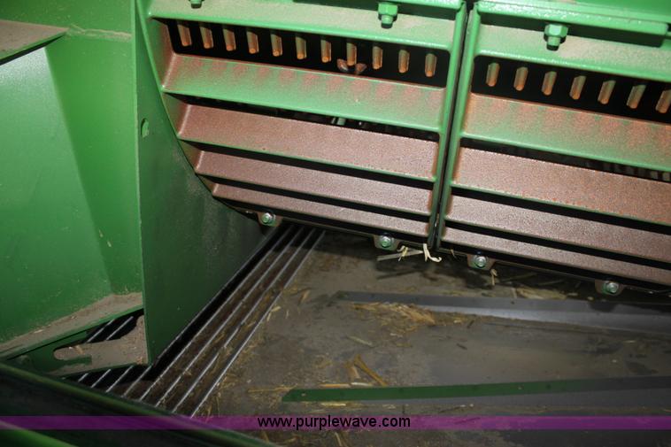 image for item E8452 2010 John Deere 9770 STS combine