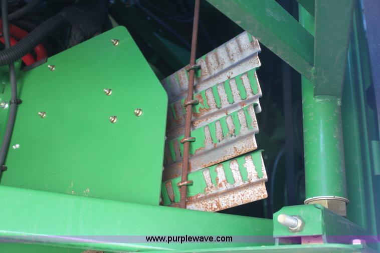 image for item E8452 2010 John Deere 9770 STS combine