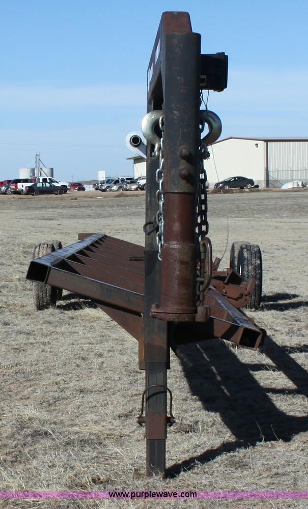 image for item E8453 2005 Maurer Mfg. gooseneck header trailer
