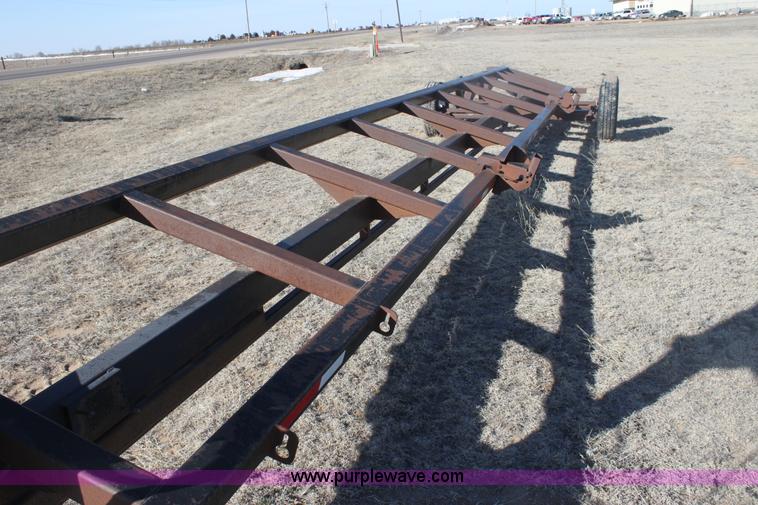 image for item E8453 2005 Maurer Mfg. gooseneck header trailer