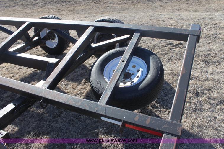 image for item E8453 2005 Maurer Mfg. gooseneck header trailer