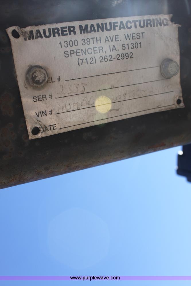 image for item E8453 2005 Maurer Mfg. gooseneck header trailer