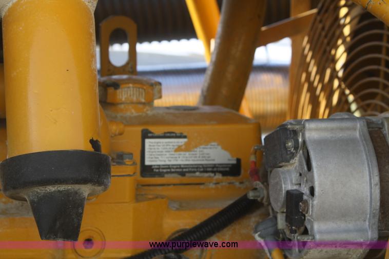 image for item F2573 2006 Walinga 7614D Ultra Vac grain vac on trailer