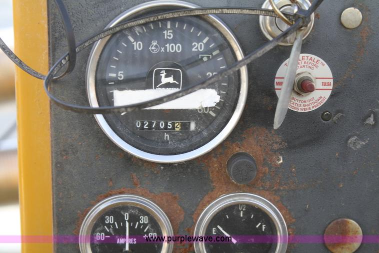 image for item F2573 2006 Walinga 7614D Ultra Vac grain vac on trailer