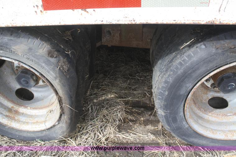 image for item F2827 1991 DyMax sprayer trailer