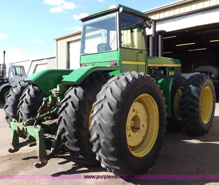 image for item F6425 1976 John Deere 8630 4WD tractor