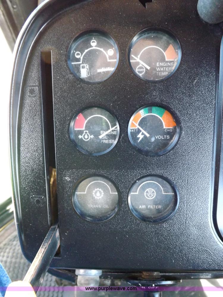 image for item F6425 1976 John Deere 8630 4WD tractor