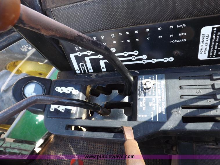 image for item F6425 1976 John Deere 8630 4WD tractor