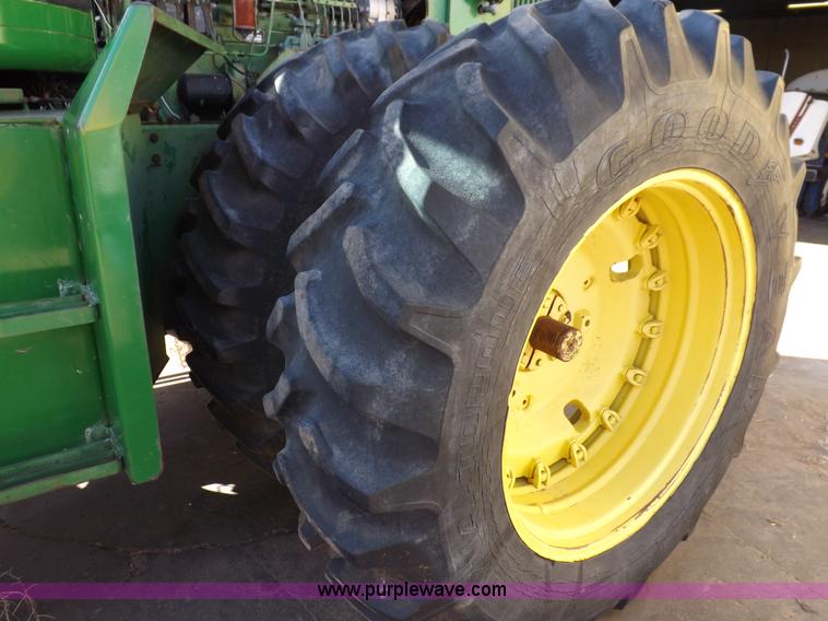 image for item F6425 1976 John Deere 8630 4WD tractor