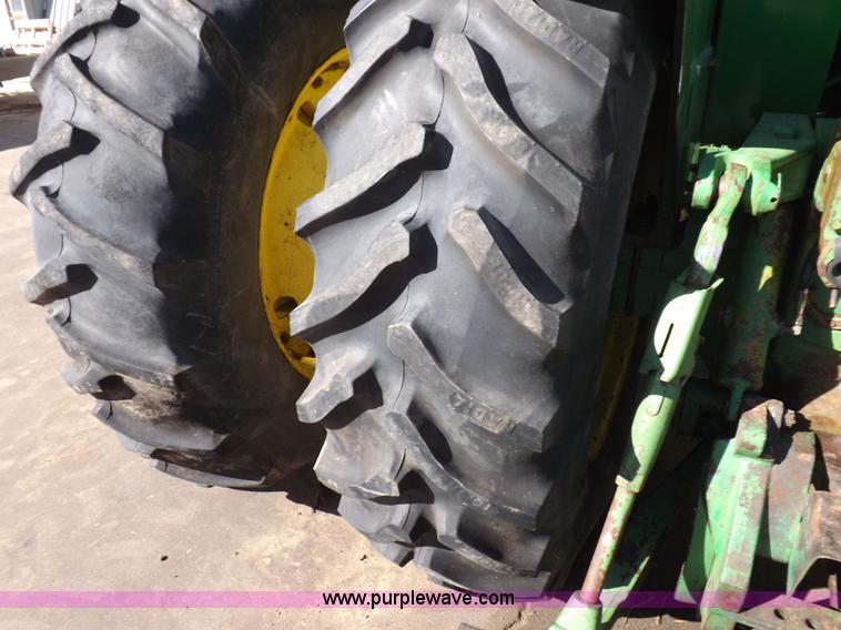 image for item F6425 1976 John Deere 8630 4WD tractor