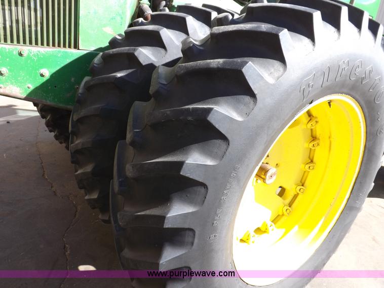 image for item F6425 1976 John Deere 8630 4WD tractor