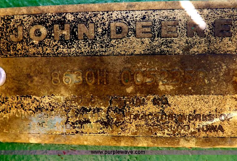 image for item F6425 1976 John Deere 8630 4WD tractor