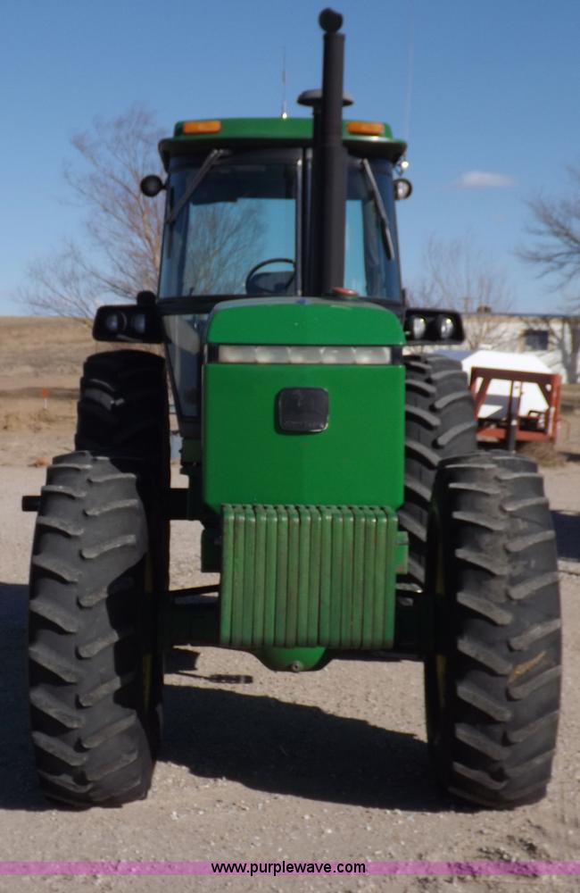 image for item F6427 1988 John Deere 4850 MFWD tractor