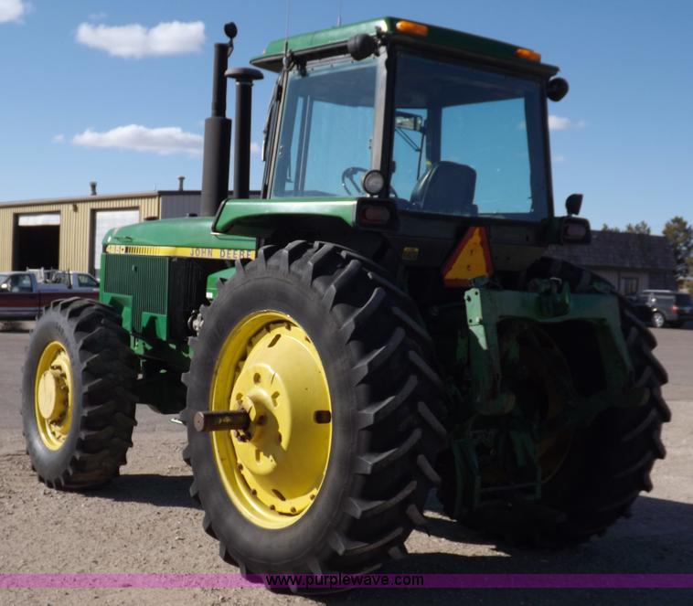 image for item F6427 1988 John Deere 4850 MFWD tractor