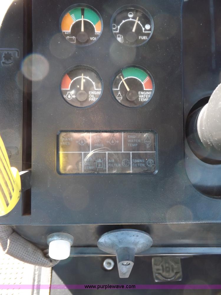 image for item F6427 1988 John Deere 4850 MFWD tractor