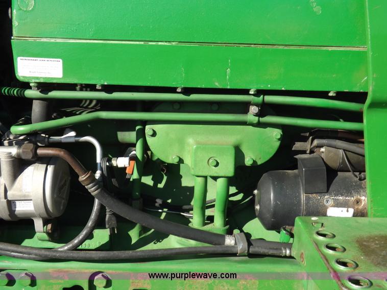 image for item F6427 1988 John Deere 4850 MFWD tractor