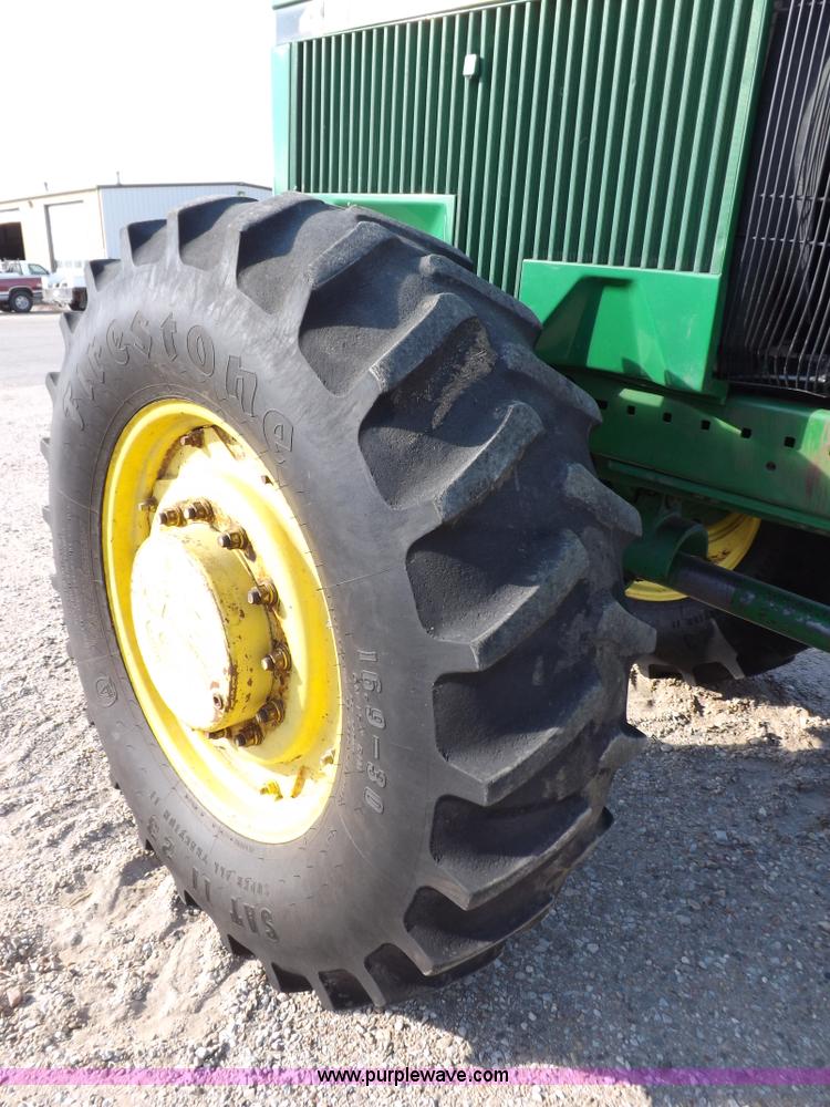 image for item F6427 1988 John Deere 4850 MFWD tractor