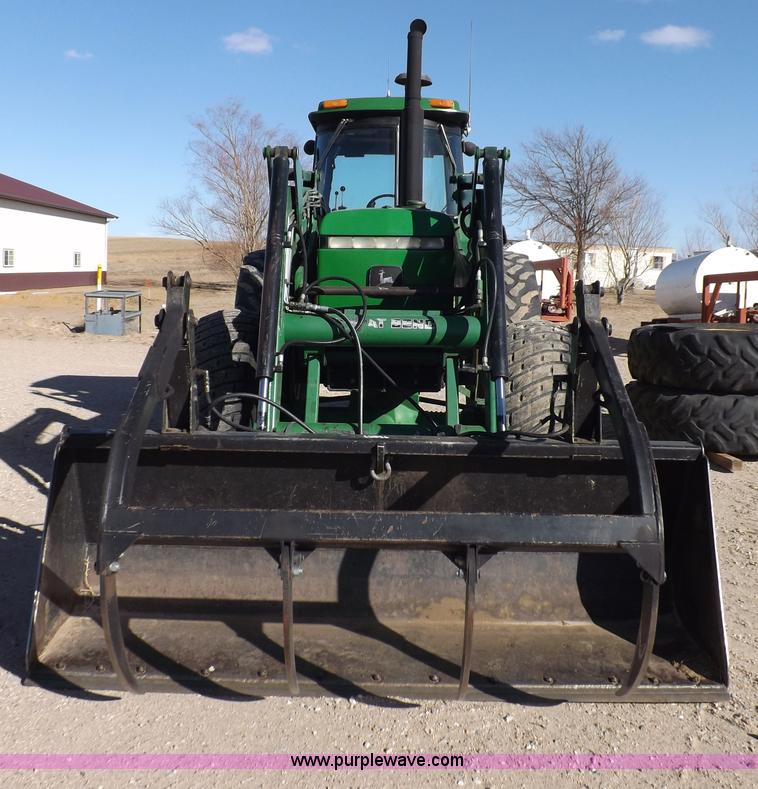 image for item F6428 1988 John Deere 4850 MFWD tractor