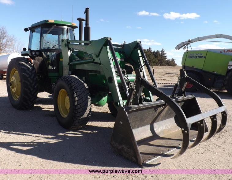 image for item F6428 1988 John Deere 4850 MFWD tractor