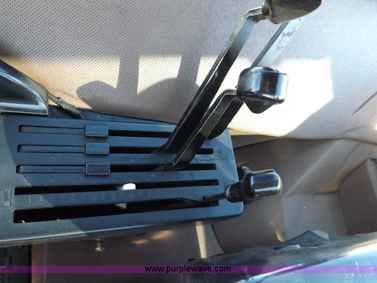 image for item F6428 1988 John Deere 4850 MFWD tractor